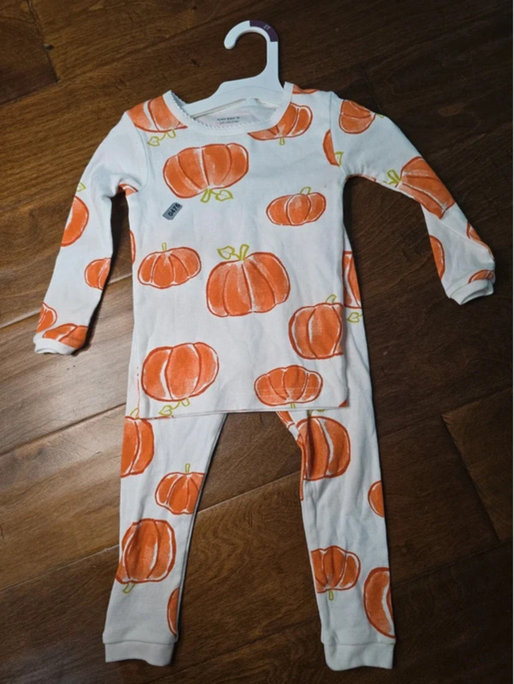 18m nwot halloween pajamas from carter's item 475G6